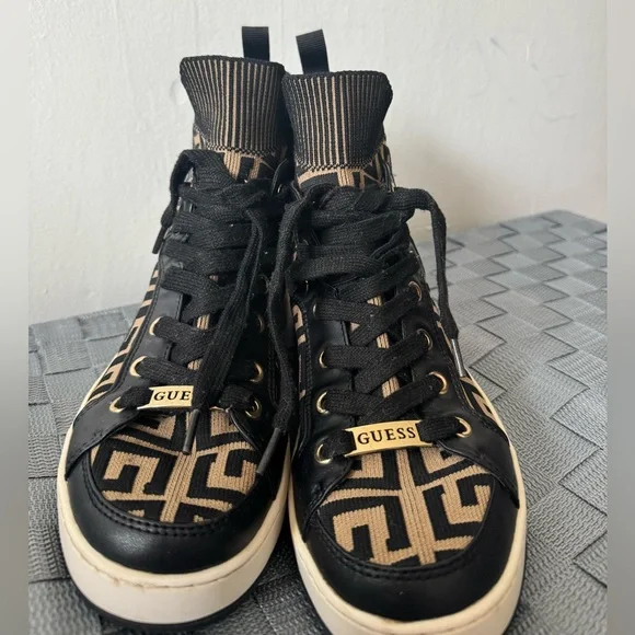 Guess Black and Tan Patterned High-Tops - Picture 3 of 7